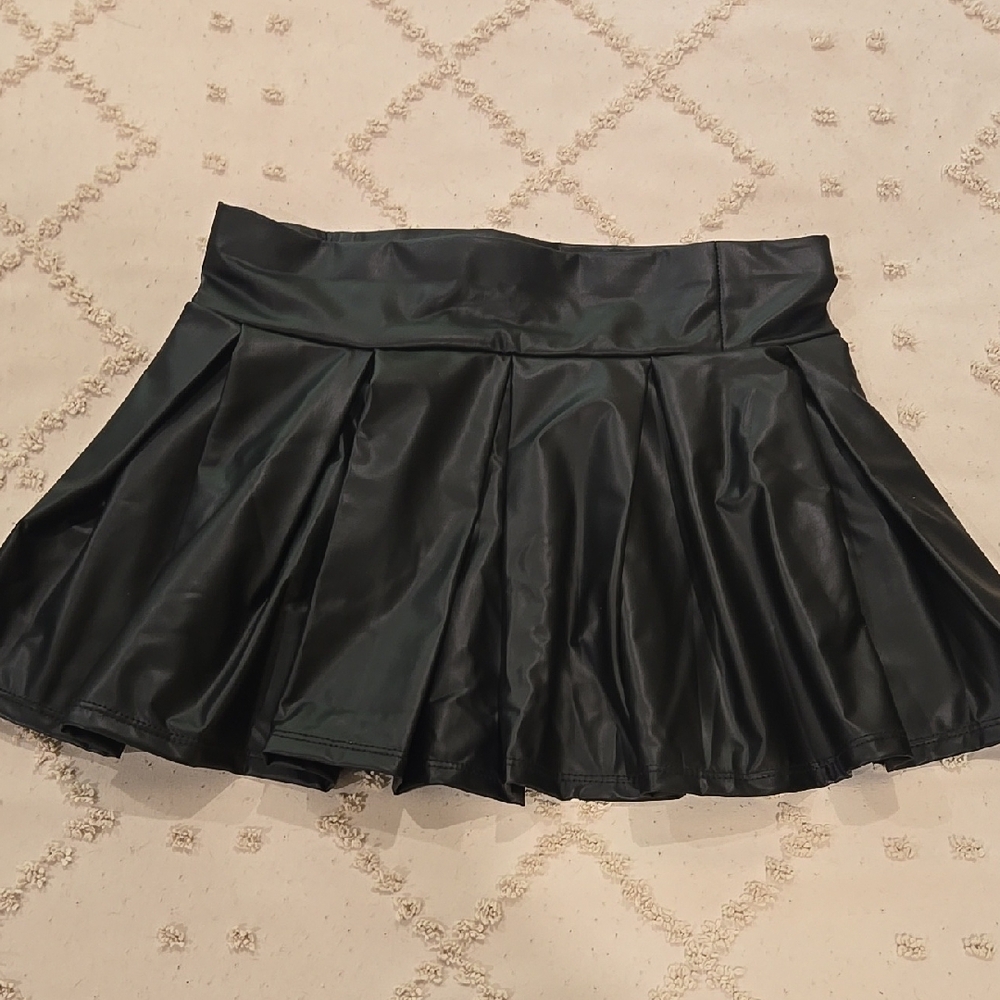 Black Pleated Faux Leather Skirt